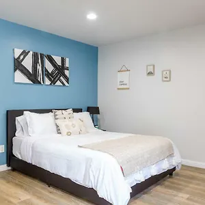 Apartment Spacious Guest With Private Entry
