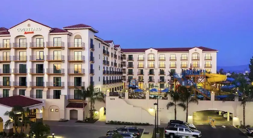 Courtyard Anaheim Theme Park Entrance Hotel United States